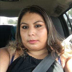 Meet your Posher, Gabriela